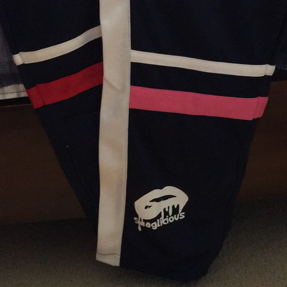 Sweat suits - Picture 7 of 8